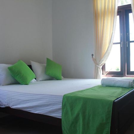 Queens Airport Residence Negombo Eksteriør billede